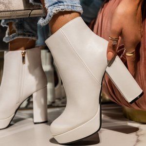 NEW🔥 Round Toe Platform Chunky High Heel Booties